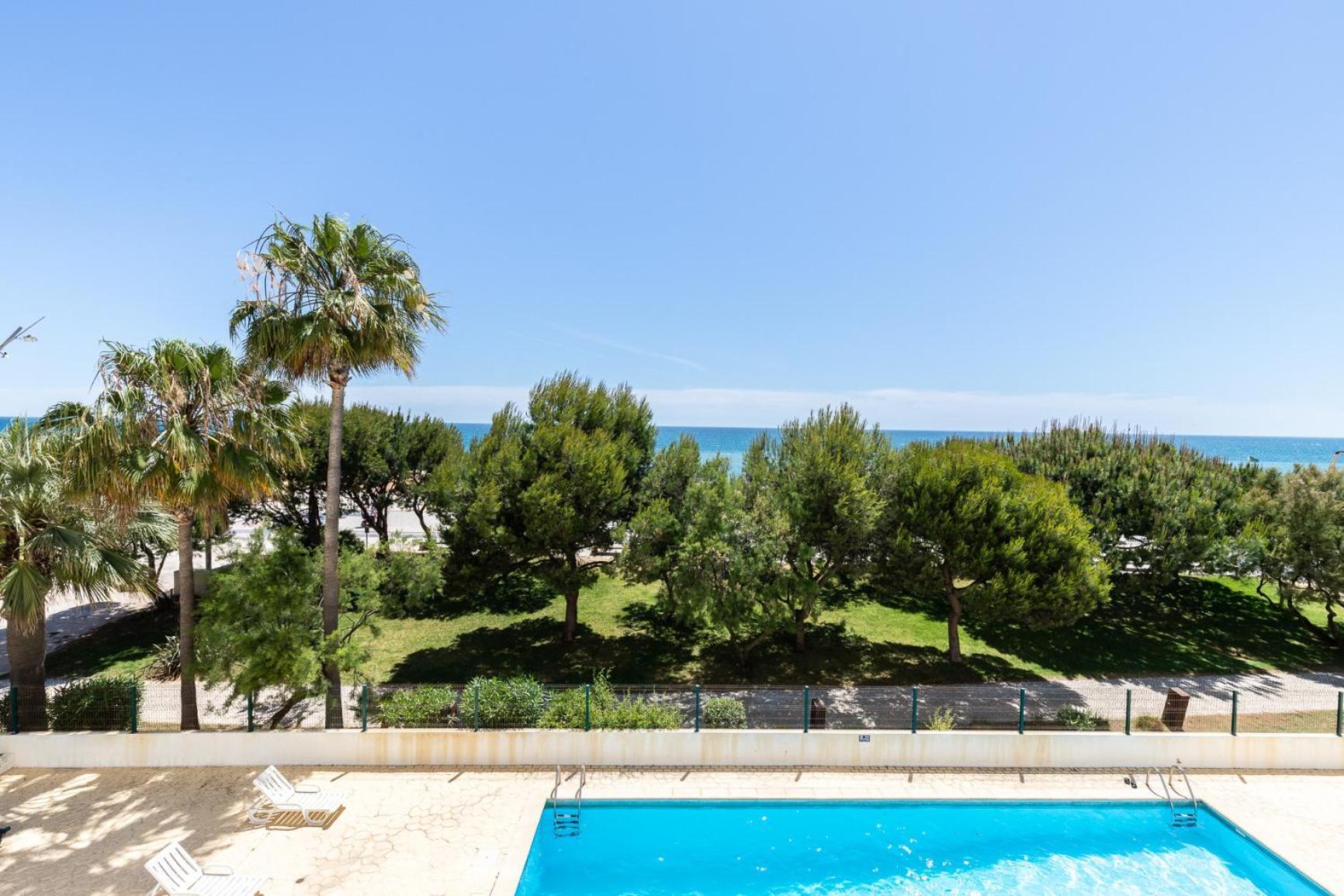 Apartment Superb Front Carteia Flat