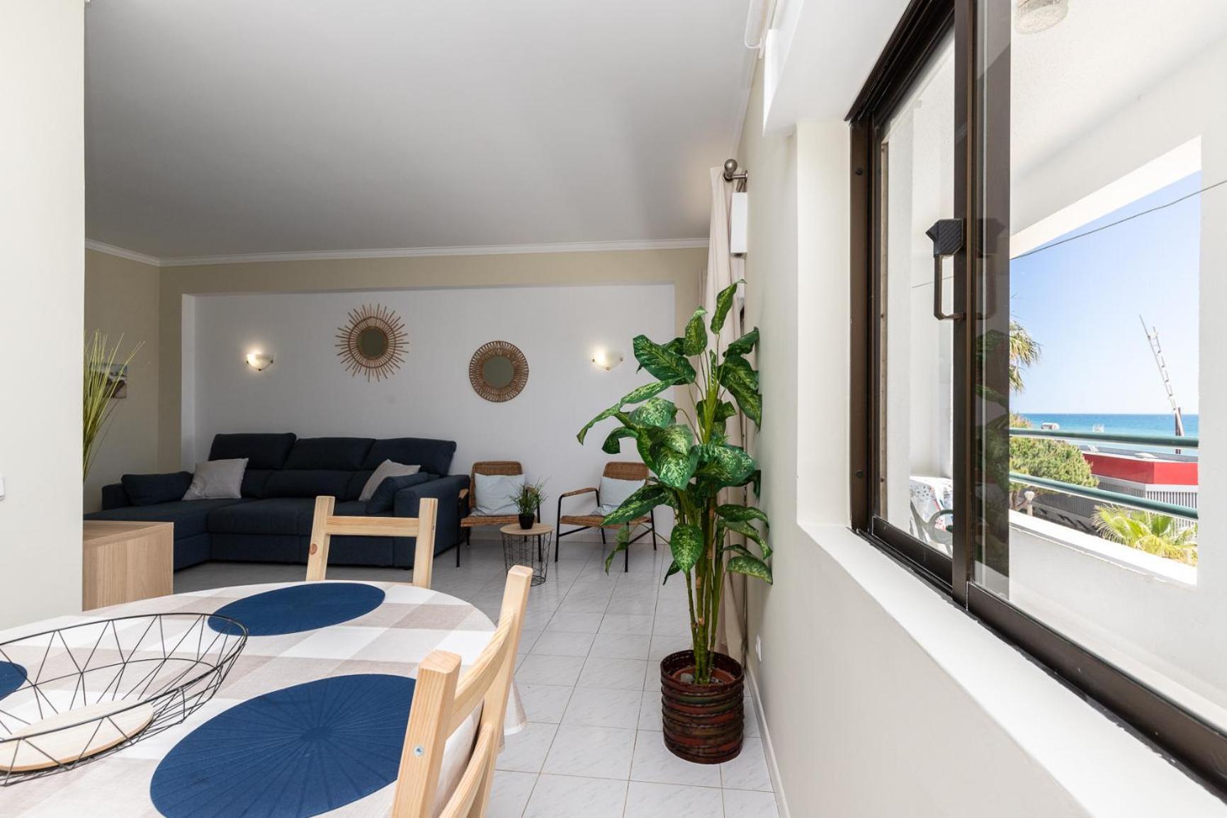 Superb Front Carteia Flat Quarteira