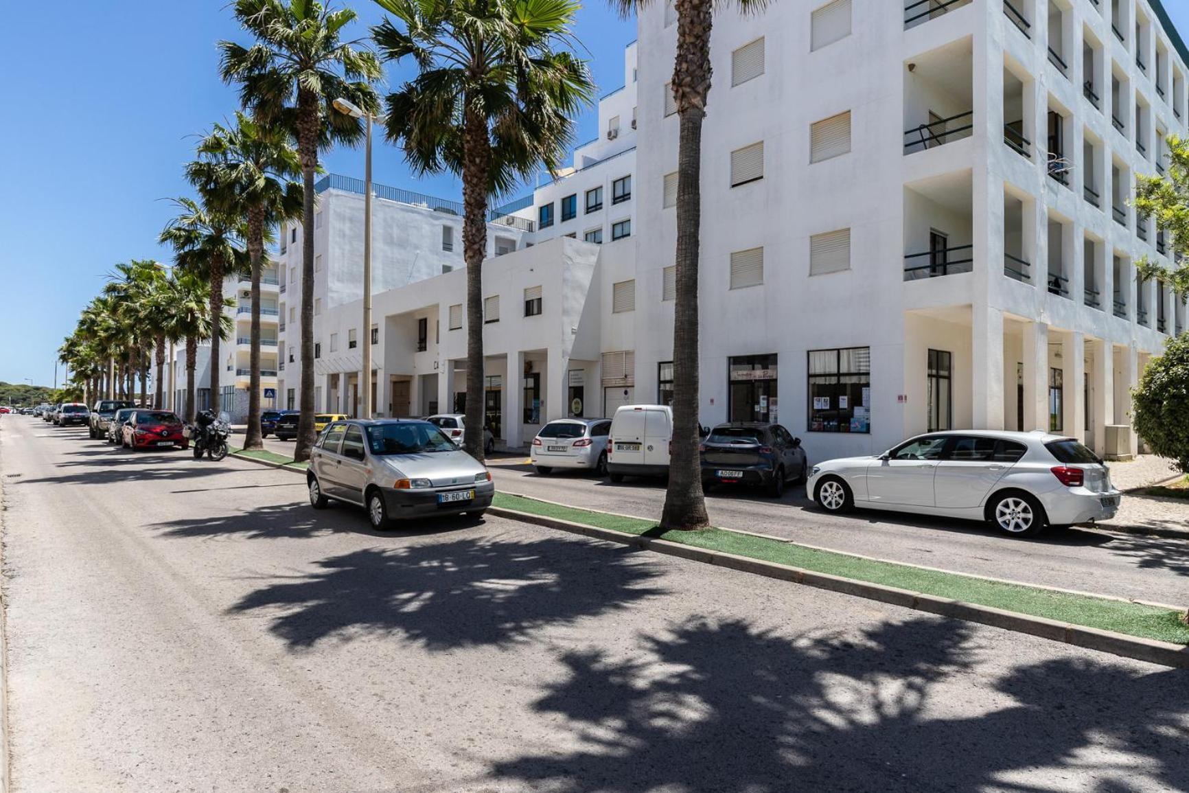 Superb Front Carteia Flat Apartment Quarteira
